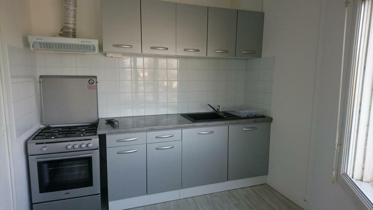 appartement de 79 m² à 500 mètres de la cure Jonzac Exterior foto